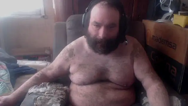 Snapshot of hairyhulk chatting on November 13, 2025, 4:39 pm hairyhulk online show from November 13, 2025, 4:39 pm