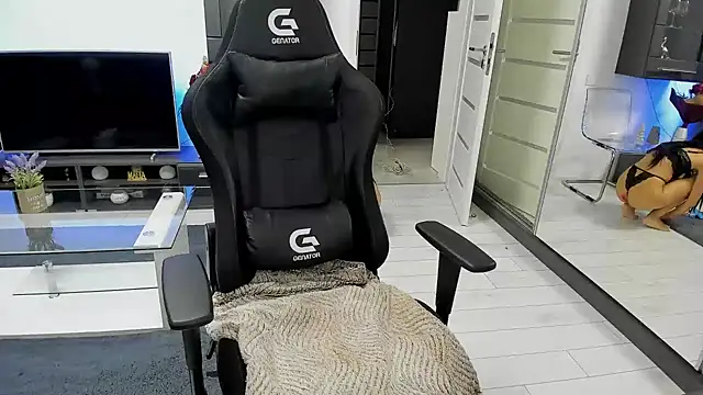 Beauty Anne online show from December 10, 2024, 7:47 am