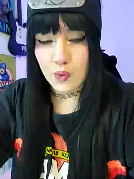 Snapshot of ItsNaiixa chatting on December 19, 2024, 12:56 am ItsNaiixa online show from December 19, 2024, 12:56 am