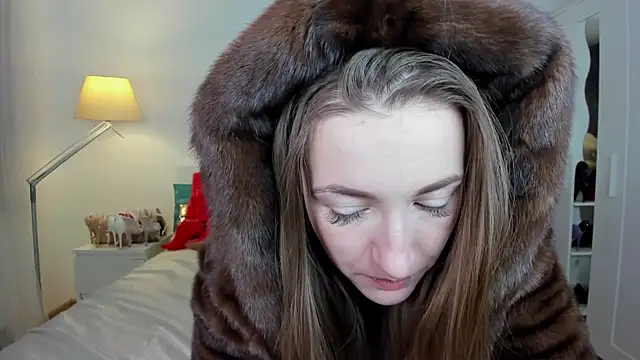 Snapshot of KateRedgar chatting on February 28, 2025, 8:18 pm KateRedgar online show from February 28, 2025, 8:18 pm