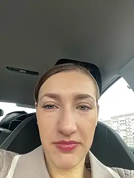 Snapshot of KateRedgar chatting on March 1, 2025, 8:56 am KateRedgar online show from March 1, 2025, 8:56 am