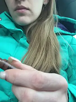 Snapshot of KateRedgar chatting on March 8, 2025, 1:25 pm KateRedgar online show from March 8, 2025, 1:25 pm