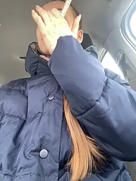 Snapshot of KateRedgar chatting on March 17, 2025, 2:01 pm KateRedgar online show from March 17, 2025, 2:01 pm