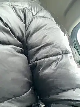 KateRedgar online show from March 12, 2026, 9:15 am