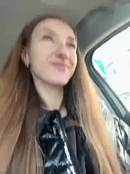KateRedgar online show from April 27, 2026, 8:56 am