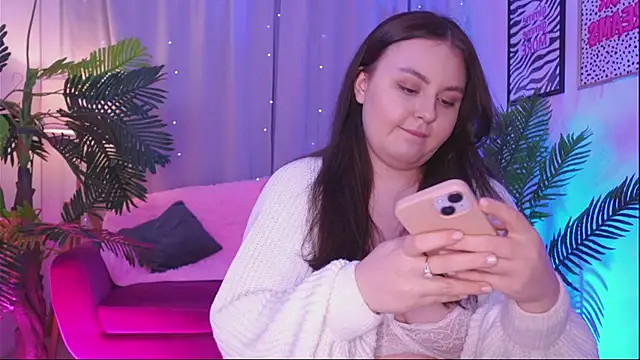 Mia  Peach online show from March 5, 2025, 9:15 pm