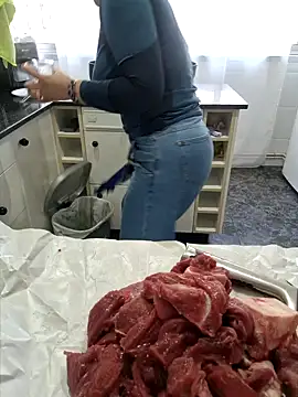 lamorbosa37 online show from March 17, 2026, 11:24 am