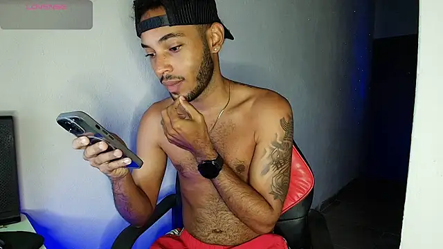 Snapshot of colinbrown chatting on February 4, 2026, 11:27 am colinbrown online show from February 4, 2026, 11:27 am