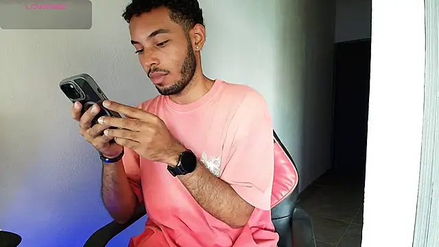 Snapshot of colinbrown chatting on February 5, 2026, 5:50 pm colinbrown online show from February 5, 2026, 5:50 pm