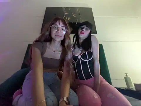 Tifannys online show from March 4, 2025, 1:23 am