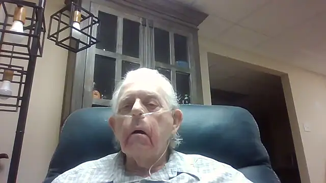 bootlegmanz online show from April 22, 2026, 2:29 pm