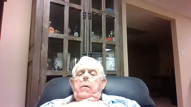 bootlegmanz online show from June 5, 2026, 1:39 pm