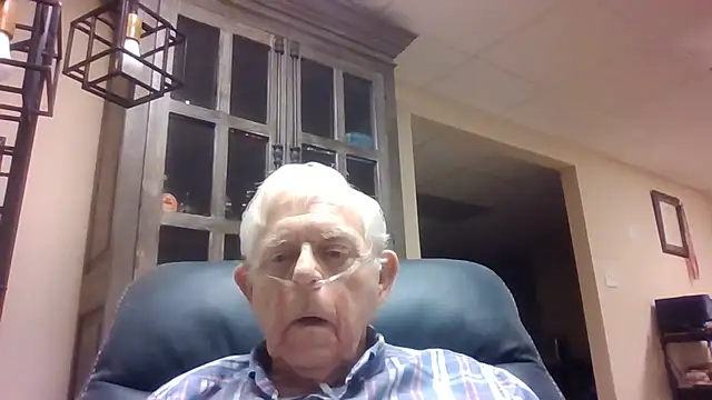 bootlegmanz online show from June 26, 2026, 1:32 am