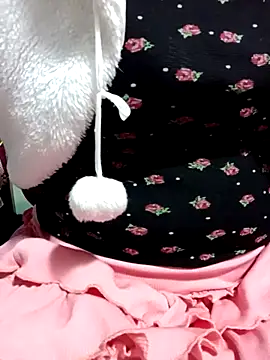 Tuo8702 online show from March 16, 2025, 6:01 pm