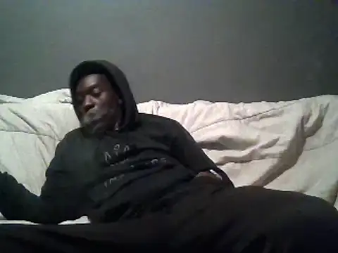 SmallGoodNutts online show from February 6, 2025, 12:11 am