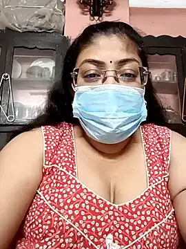 Snapshot of LAVERNIYA_ chatting on December 24, 2024, 7:11 pm LAVERNIYA online show from December 24, 2024, 7:11 pm