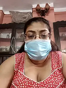 Snapshot of LAVERNIYA_ chatting on December 26, 2024, 10:37 am LAVERNIYA online show from December 26, 2024, 10:37 am