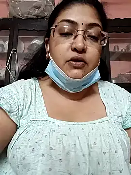 Snapshot of LAVERNIYA_ chatting on January 11, 2025, 1:32 pm LAVERNIYA online show from January 11, 2025, 1:32 pm