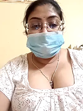 Snapshot of LAVERNIYA_ chatting on March 5, 2025, 3:07 pm LAVERNIYA online show from March 5, 2025, 3:07 pm