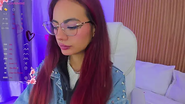 sophiecherry  online show from February 28, 2025, 4:54 am