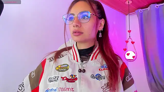 sophiecherry  online show from March 14, 2025, 6:32 am