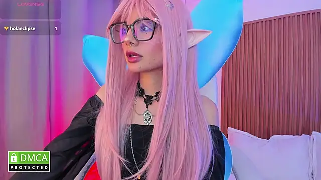 sophiecherry  online show from October 31, 2025, 7:31 am