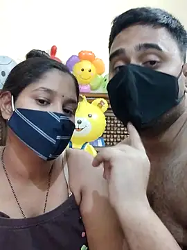 Snapshot of IND_COUPLE1 chatting on February 22, 2025, 11:46 am IND COUPLE1 online show from February 22, 2025, 11:46 am