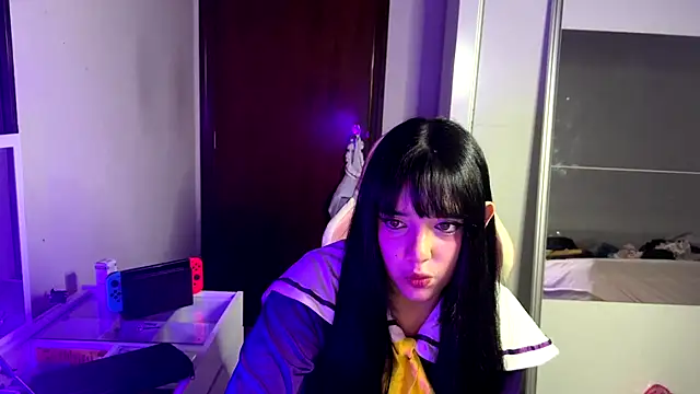 Snapshot of kitttyuwu chatting on March 19, 2025, 3:08 pm kitttyuwu online show from March 19, 2025, 3:08 pm
