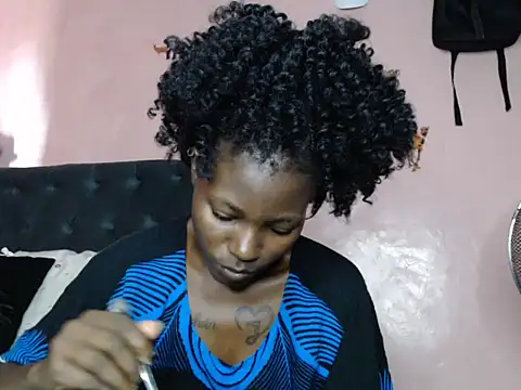 TrishaKalid online show from February 1, 2025, 9:21 am