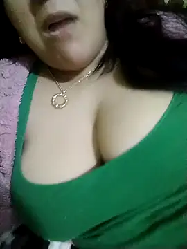 Snapshot of DALO3A85 chatting on February 18, 2025, 8:47 pm DALO3A85 online show from February 18, 2025, 8:47 pm