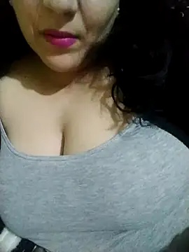 Snapshot of DALO3A85 chatting on March 12, 2025, 9:45 pm DALO3A85 online show from March 12, 2025, 9:45 pm