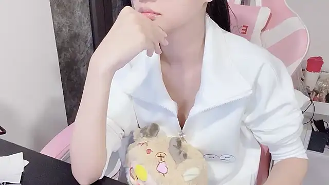 Snapshot of Virgo_686 chatting on December 21, 2024, 5:51 pm Virgo 686 online show from December 21, 2024, 5:51 pm