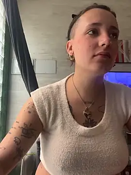 Snapshot of Hawitxui chatting on February 22, 2026, 8:35 am Hawitxui online show from February 22, 2026, 8:35 am