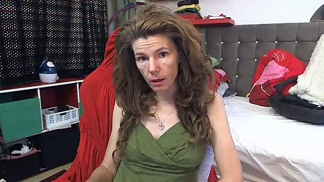 Snapshot of kellyterapy chatting on February 2, 2025, 9:51 am kellyterapy online show from February 2, 2025, 9:51 am