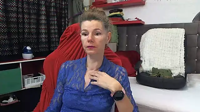 Snapshot of kellyterapy chatting on February 3, 2025, 9:08 am kellyterapy online show from February 3, 2025, 9:08 am