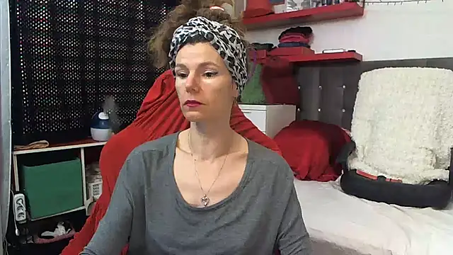 Snapshot of kellyterapy chatting on February 11, 2025, 6:44 pm kellyterapy online show from February 11, 2025, 6:44 pm