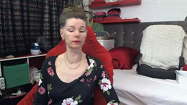 Snapshot of kellyterapy chatting on February 14, 2025, 6:29 pm kellyterapy online show from February 14, 2025, 6:29 pm