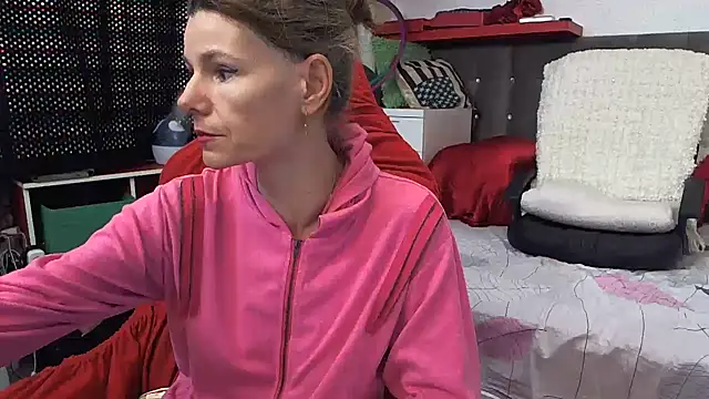 Snapshot of kellyterapy chatting on February 18, 2025, 11:30 pm kellyterapy online show from February 18, 2025, 11:30 pm