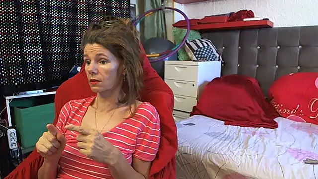 Snapshot of kellyterapy chatting on February 21, 2025, 9:24 am kellyterapy online show from February 21, 2025, 9:24 am