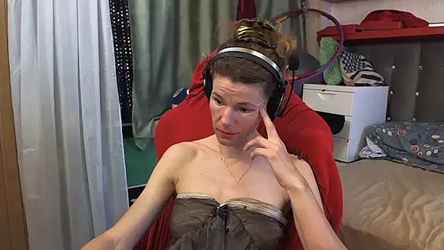 Snapshot of kellyterapy chatting on March 12, 2025, 10:37 am kellyterapy online show from March 12, 2025, 10:37 am