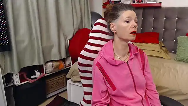 Snapshot of kellyterapy chatting on November 6, 2025, 6:09 pm kellyterapy online show from November 6, 2025, 6:09 pm