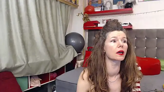 kellyterapy online show from March 8, 2026, 2:04 am