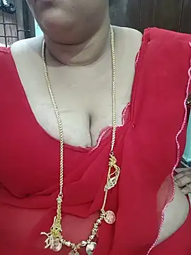 Snapshot of ashikaa_r chatting on May 23, 2026, 9:13 am ashikaa r online show from May 23, 2026, 9:13 am