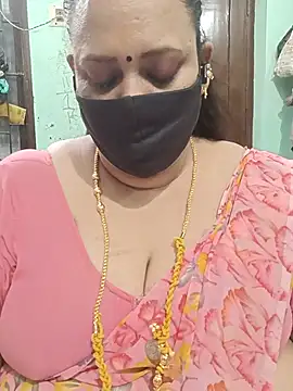 Snapshot of ashikaa_r chatting on July 3, 2026, 4:46 pm ashikaa r online show from July 3, 2026, 4:46 pm