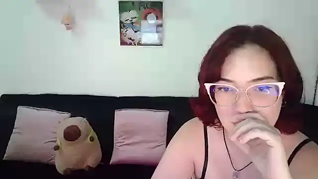 AndrewAnndCherry online show from January 28, 2025, 12:47 am