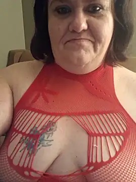 Snapshot of mcv131985 chatting on January 9, 2025, 1:29 am mcv131985 online show from January 9, 2025, 1:29 am