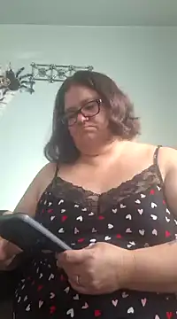 Snapshot of mcv131985 chatting on February 6, 2025, 5:09 pm mcv131985 online show from February 6, 2025, 5:09 pm