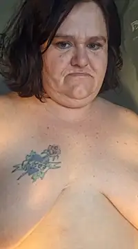 Snapshot of mcv131985 chatting on February 15, 2025, 4:56 pm mcv131985 online show from February 15, 2025, 4:56 pm