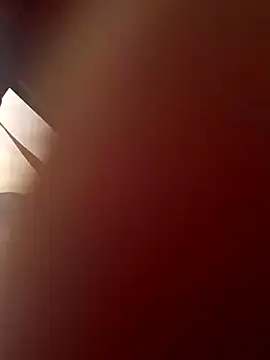 Snapshot of mcv131985 chatting on March 15, 2025, 8:21 pm mcv131985 online show from March 15, 2025, 8:21 pm