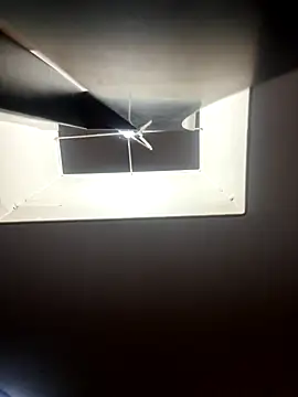 Snapshot of mcv131985 chatting on October 1, 2025, 3:23 am mcv131985 online show from October 1, 2025, 3:23 am